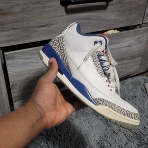 True blue jordan 3s